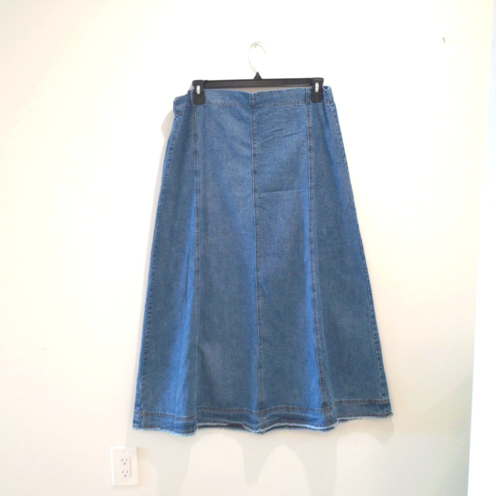 Plus Size Maxi Denim Skirt